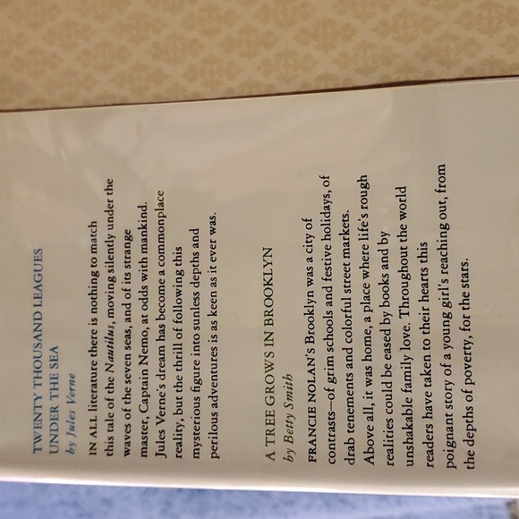 Best loved books for young readers - Picture 4 of 7